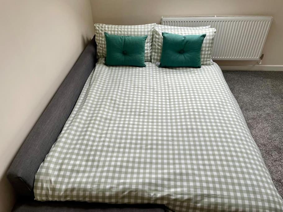 Vennel Street Apartments Stewarton المظهر الخارجي الصورة